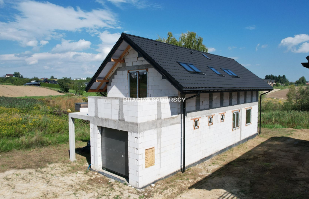 Na sprzedaż: nowoczesny, energooszczędny dom jednorodzinny w Dojazdowie - tuż obok Krakowa.   
  

 Agencja nieruchomości Braci