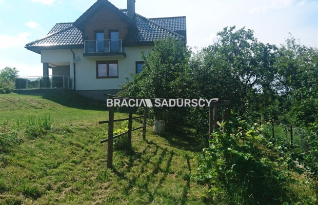 Dom na widokowej działce, Bysina, Myślenice.