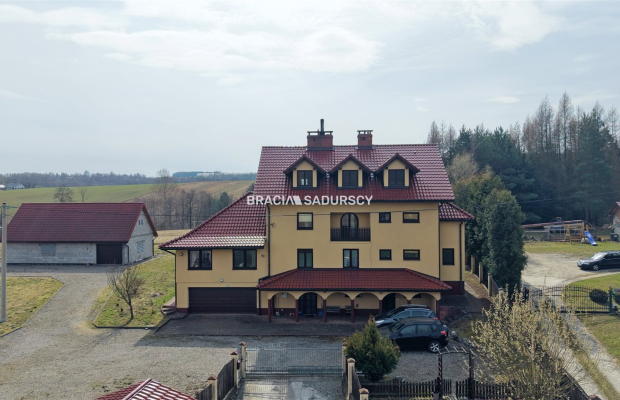 Duży dom 631 m² + 1,76 ha | potencjał inwestycyjny