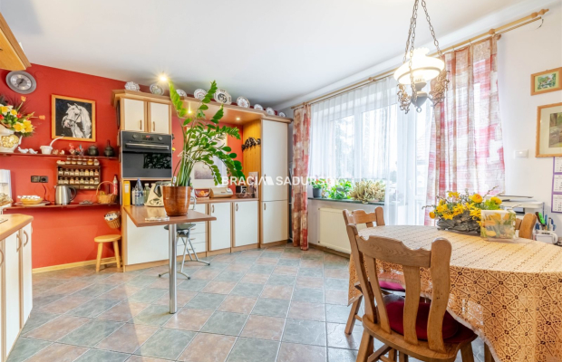 Dom dwurodzinny z potencjałem usługowym - Kraków, Bronowice Małe    

    LOKALIZACJA:  ul. Olkuska, dzielnica Krowodrza / Bron