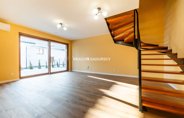 Wysoki Standard, 220 m2, 4,5 arowa dzaiłka, NOWY