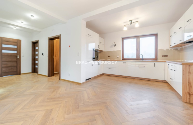 Nowy dom 6pokoi 160m2 działka 7arów Wieliczka