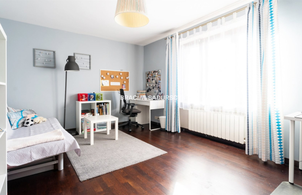 Wieliczka, na działalność, osobne wejścia.