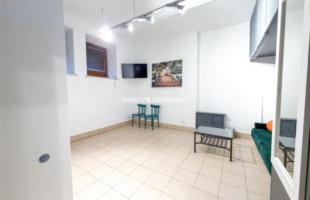 Lokal użytkowy / 22 m² / Lubicz / centrum 