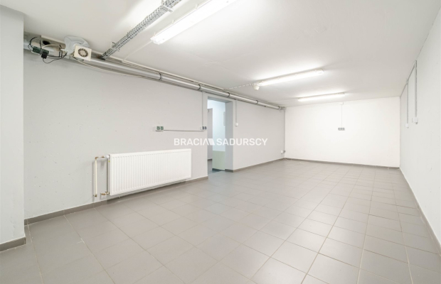 PRZESTRONNY LOKAL W NOWYM BUDOWNICTWIE NA KLINACH