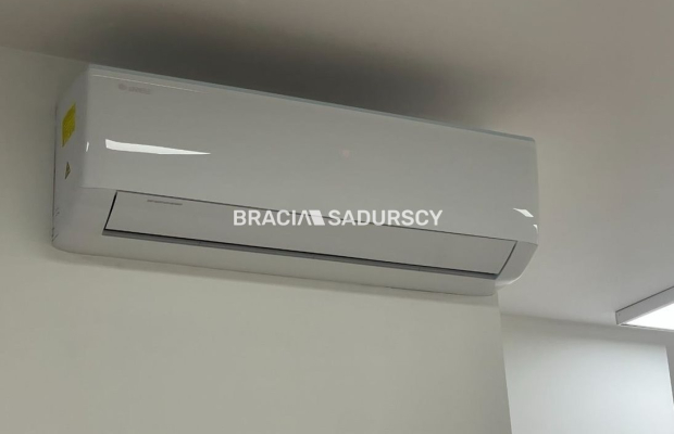 Lokal usługowy 63m2 na sprzedaż