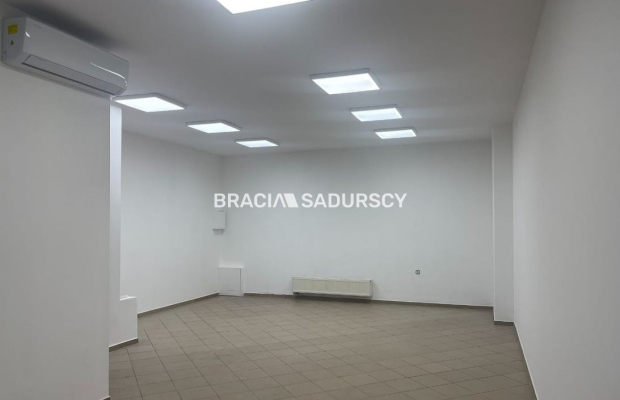 Lokal usługowy 63m2 na sprzedaż