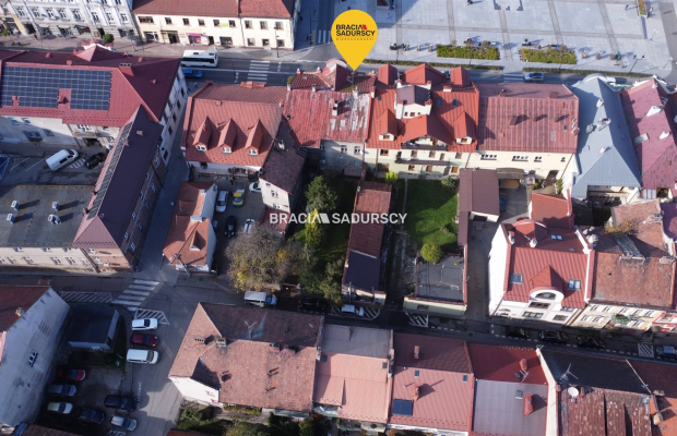 Kamienica w centrum Bochnii z ogrodem i parkingiem