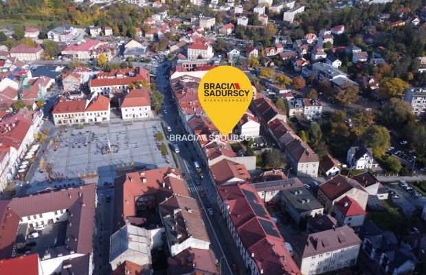 Kamienica w centrum Bochnii z ogrodem i parkingiem