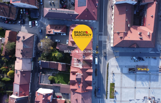 Kamienica w centrum Bochnii z ogrodem i parkingiem