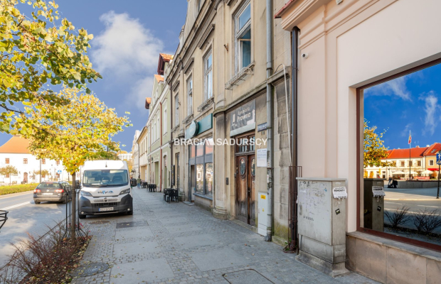 Kamienica w centrum Bochnii z ogrodem i parkingiem
