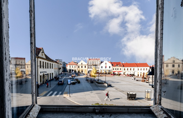 Kamienica w centrum Bochnii z ogrodem i parkingiem