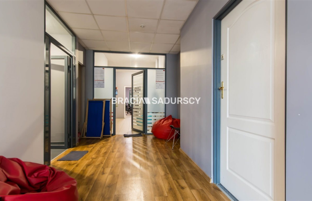 Lokal użytkowy, Żabiniec, ulica Konecznego