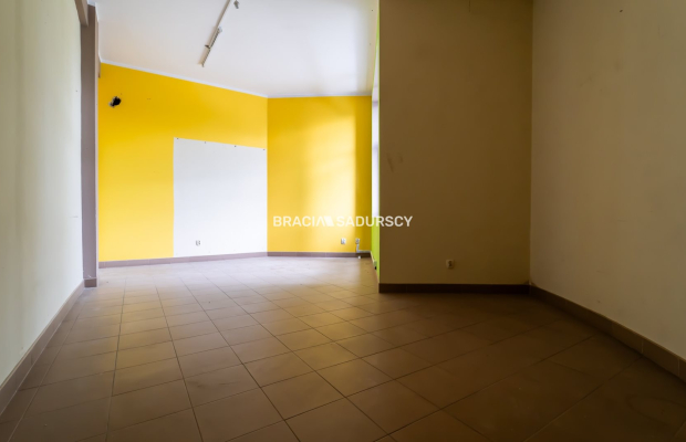 Lokal przy placu Bieńczyckim, Kraków Bieńczyce