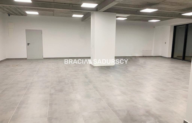 nowy lokal 170 m2 Sakwina