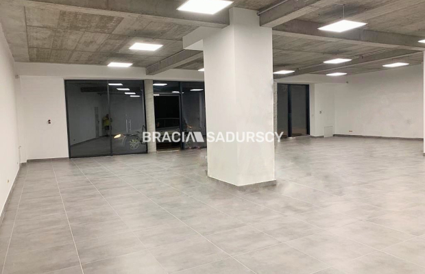 nowy lokal 170 m2 Sakwina