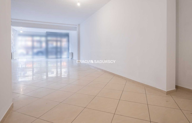 lokal 93m2 parter z witryna wynajem