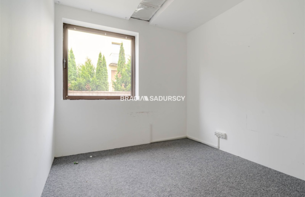 lokal handlowo-usługowy lub biurowy 100m2 Olsza