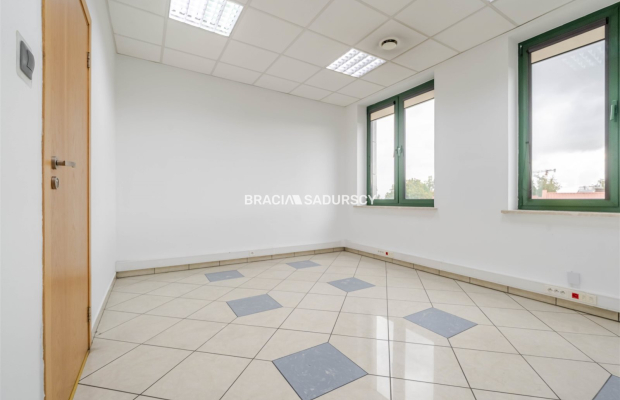 lokal biurowy w biurowcu 11m2 Pradnk Bialy