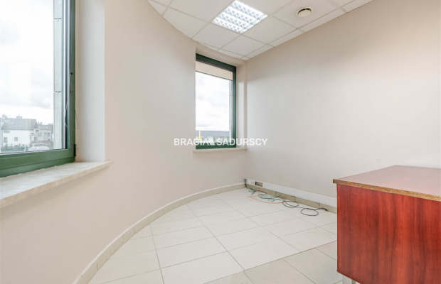 lokal biurowy 44 m2 Prądnik Biały biurowiec