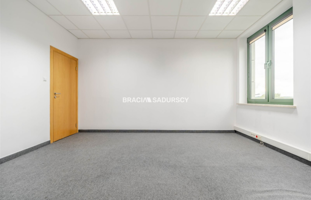 lokal biurowy 18,5 m2 pradnik Biały