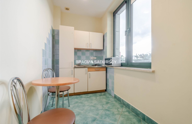 lokal biurowy 18,5 m2 pradnik Biały