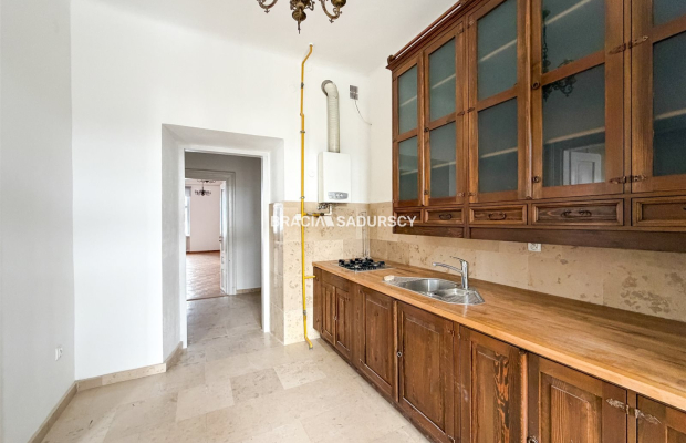 Powierzchnie biurowe, szkolne na Starym Mieście