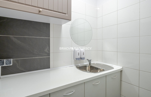 Zakopiańska, idealny na siedzibę firmy