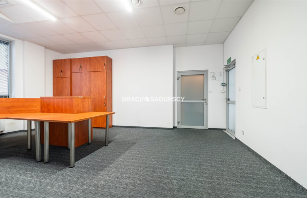 Powierzchnia biurowa z parkingiem - 250m2