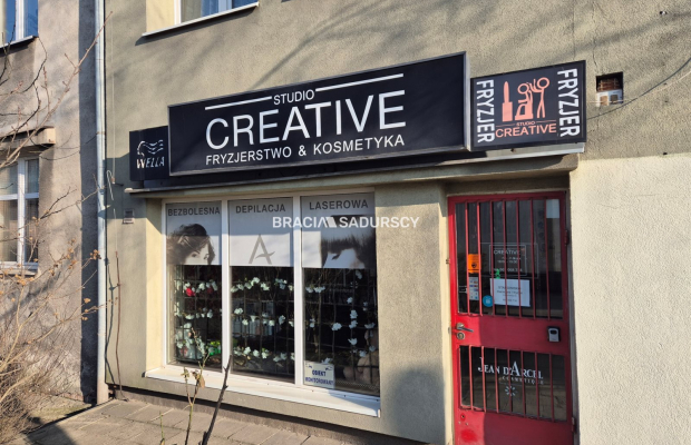 Działający fryzjer odstąpi lokal 64m2