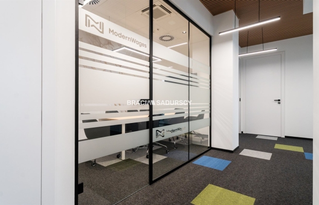 Do wynajęcia nowy lokal usługowy Wysoki Standard