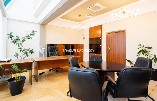 Biuro na wynajem/ 68m2 