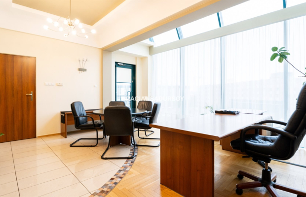 Biuro na wynajem/ 68m2 