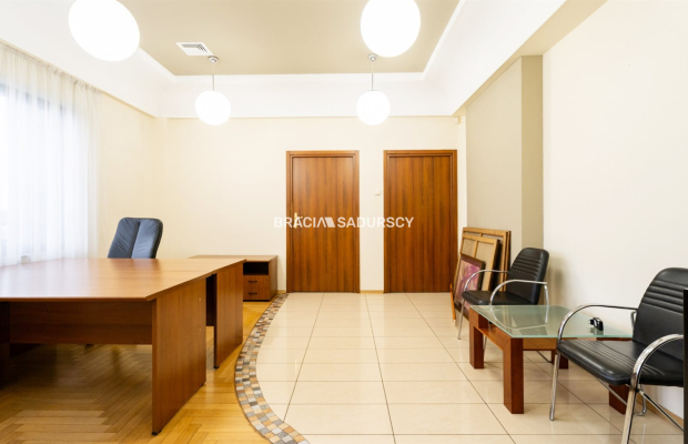 Biuro na wynajem/ 68m2 