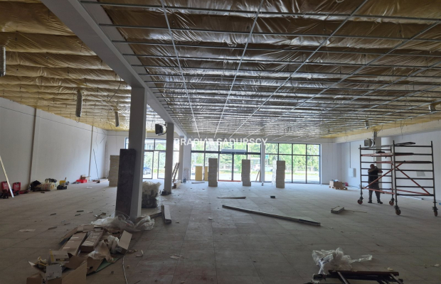 Lokal handlowo-usługowy do wynajęcia - centrum!