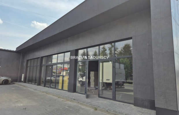 Lokal handlowo-usługowy do wynajęcia - centrum!