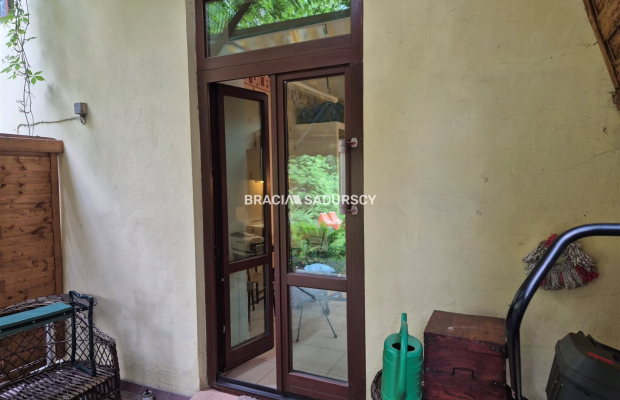 Lokal usługowy na parterze  - Dębniki