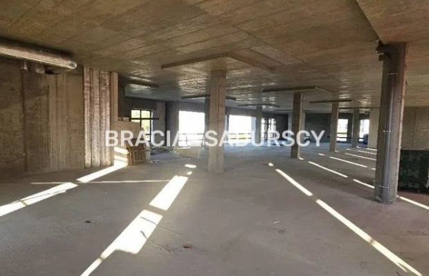 Gotowa powierzchnia biurowo-usł., okolice M1