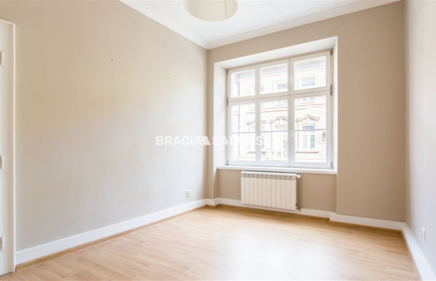 kamienica z windą, lokal biurowy 80m2, 3pok