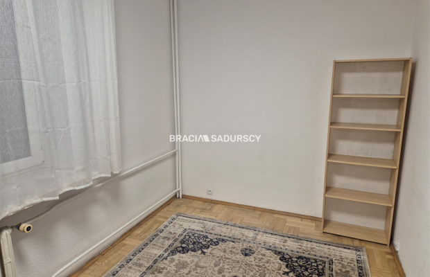 lokal na biuro, 64m2 na parterze,parking+tramwaj