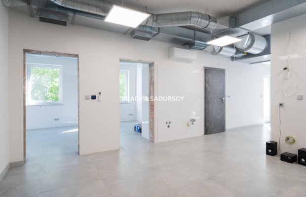  LOKAL DO WYNAJĘCIA PRZYCHODNIA-GABINET-SALON