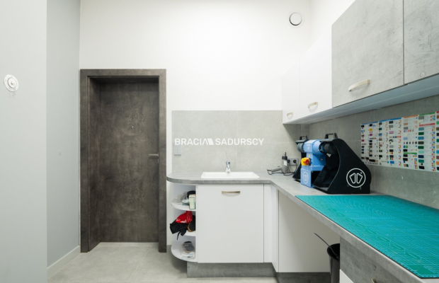  LOKAL DO WYNAJĘCIA PRZYCHODNIA-GABINET-SALON