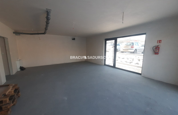 LOKAL USŁUGOWY DO WYNAJĘCIA CZARNOCHOWICE