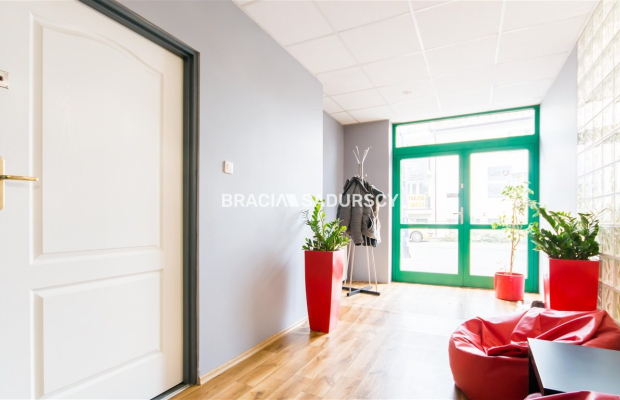 Lokal użytkowy, Żabiniec, ulica Konecznego