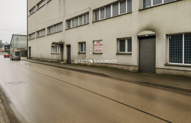 Lokal handlowo-usługowy w centrum Proszowic!