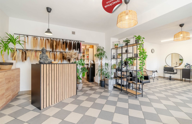 LOKAL USŁUGOWY HANDLOWY MNIKÓW PARKING 82M2