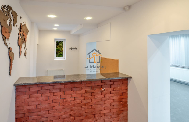 Zakopiańska, idealny na siedzibę firmy.