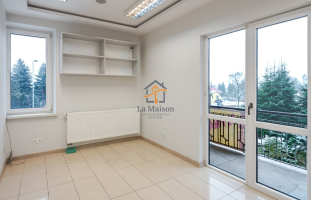 Zakopiańska, idealny na siedzibę firmy.