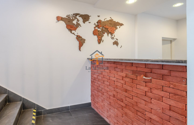 Zakopiańska, idealny na siedzibę firmy.