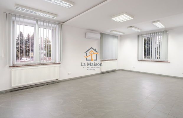 Zakopiańska, idealny na siedzibę firmy.